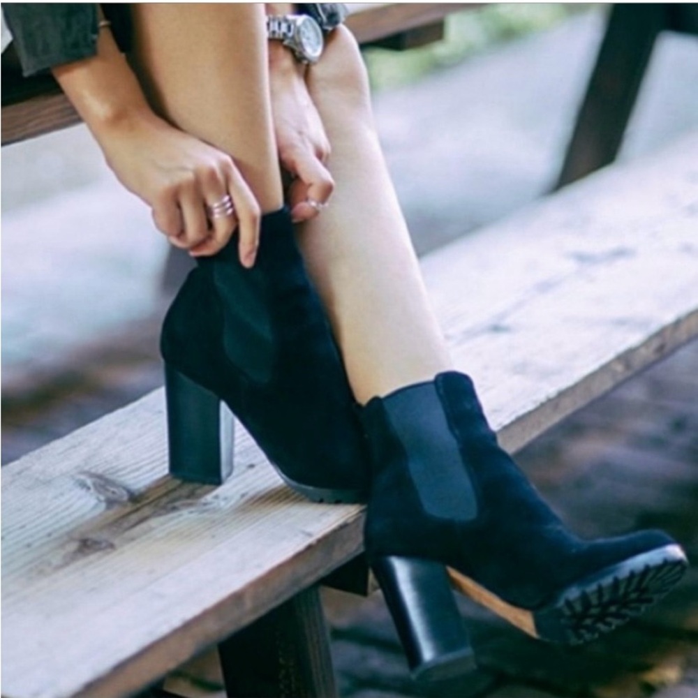 Coach Odelle Black Suede Chelsea Boots Women's Ankle Boots Size 7.5 - Picture 1 of 16